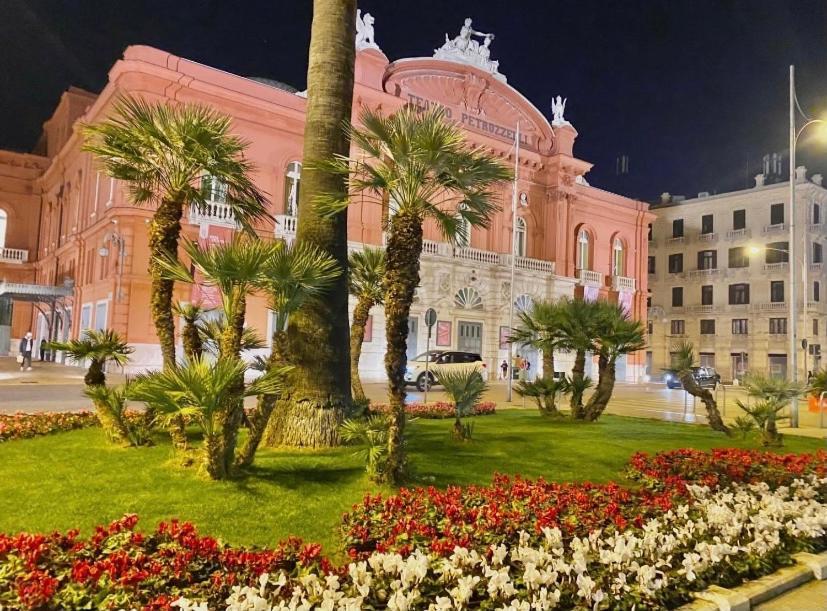 Calefati Gallery Luxury Apartment Bari Buitenkant foto