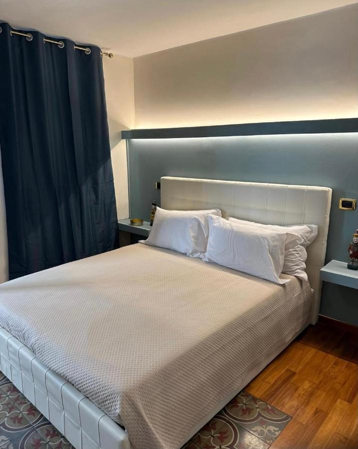 Calefati Gallery Luxury Apartment Bari Buitenkant foto